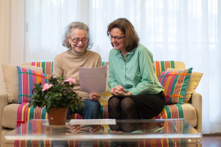 Odile Tonin, assistance et organisatrice pour vous faciliter le tri et le rangement